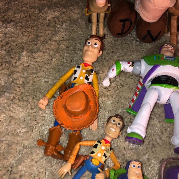 Disney Buzz Light years and Woody - Picture 4 of 8